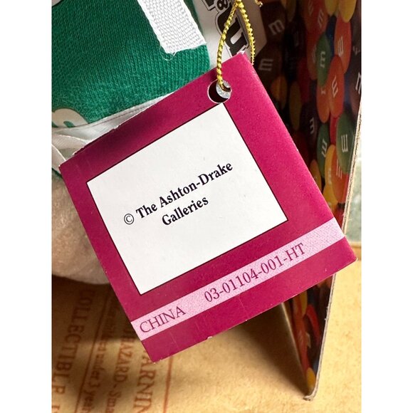 M&M Green Doll Ashton-Drake Galleries "I Melt For No One" Limited Edition Gift - Picture 7 of 8